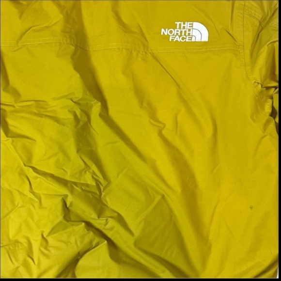 The North Face Bomber Coat New With Tags Gold Color Size Large - Picture 4 of 7